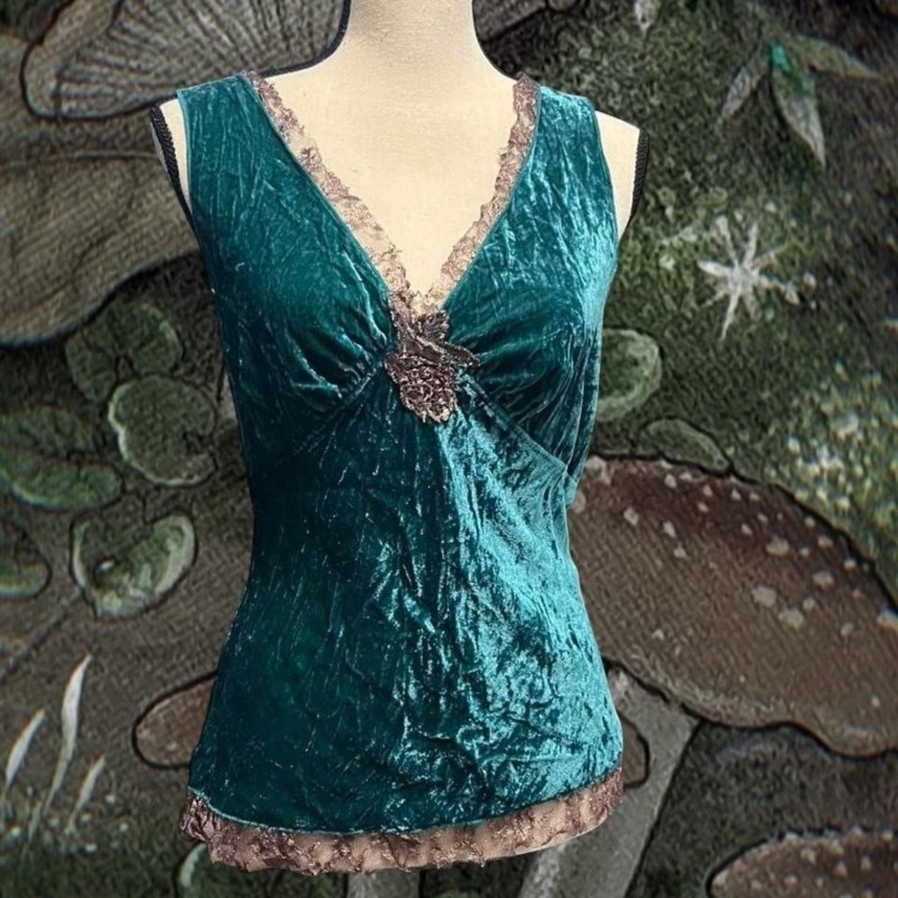Crushed velvet dark teal fairygrunge sleeveless top with lace accents